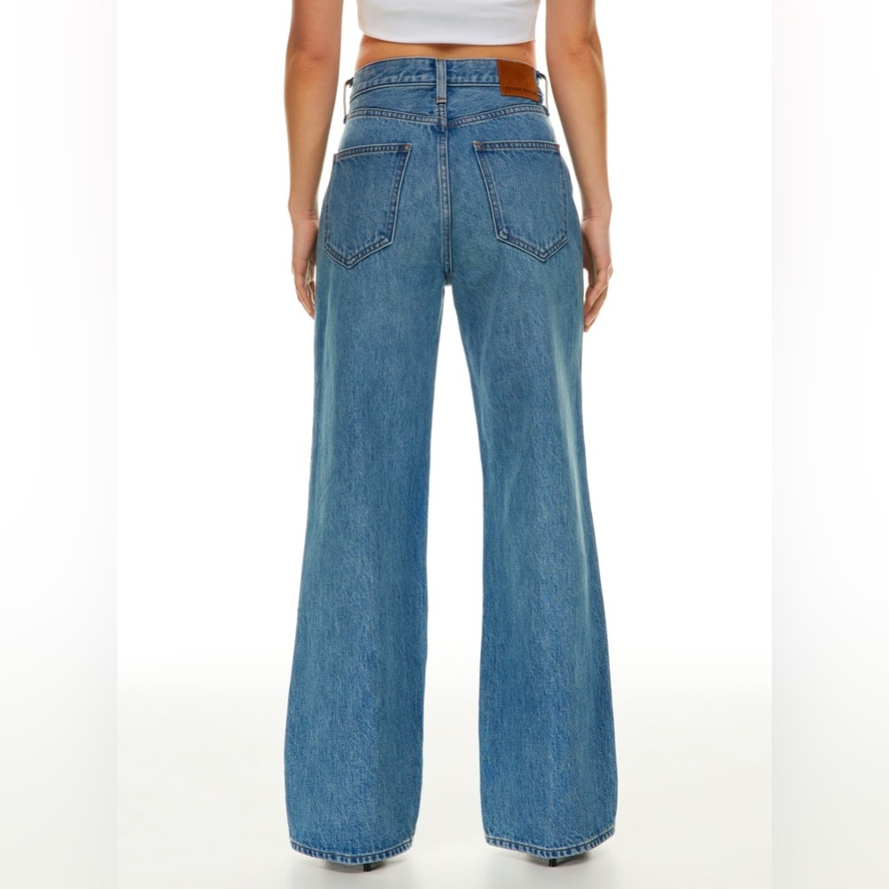 Classic Blue Women's Jeans - Picture 3 of 7
